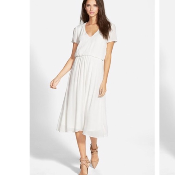 Wayf Dresses & Skirts - WAYF Ivory Flowy Midi Dress